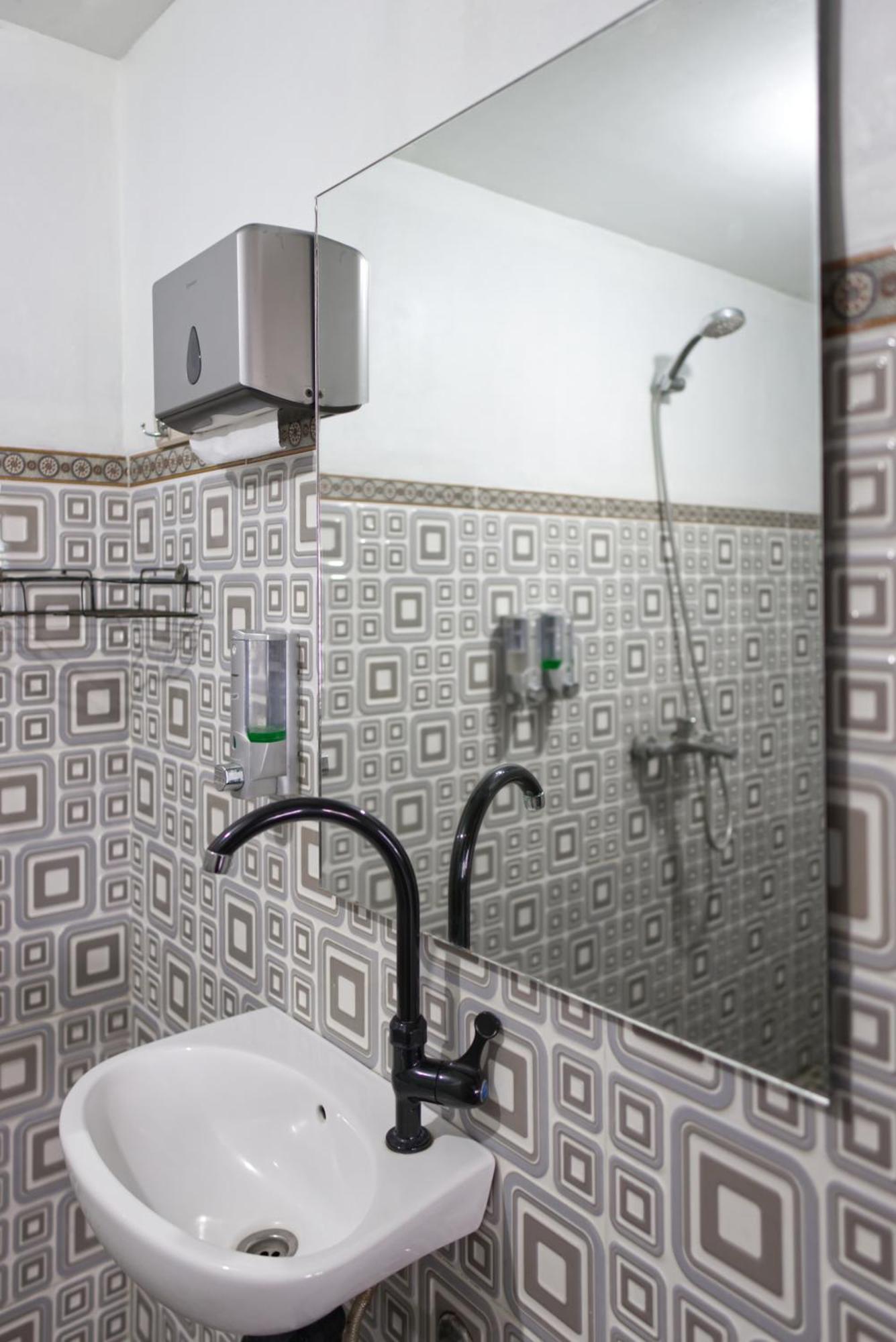 Santen Beach Bungalows Ped Room photo